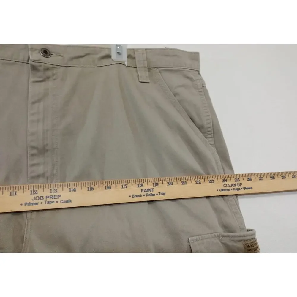 Wrangler Authentic Men’s Cargo Pants Khaki Relaxed Fit Flex Size 42x32